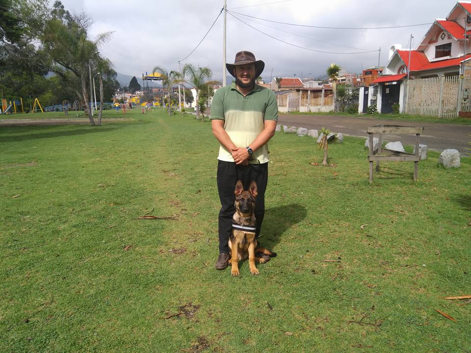 max en su dia de graduacion